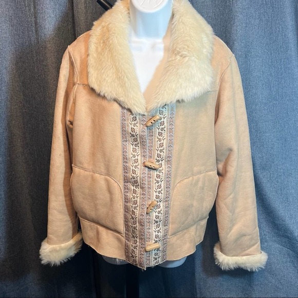 Coldwater Creek faux suede sherpa line jacket - Picture 3 of 6